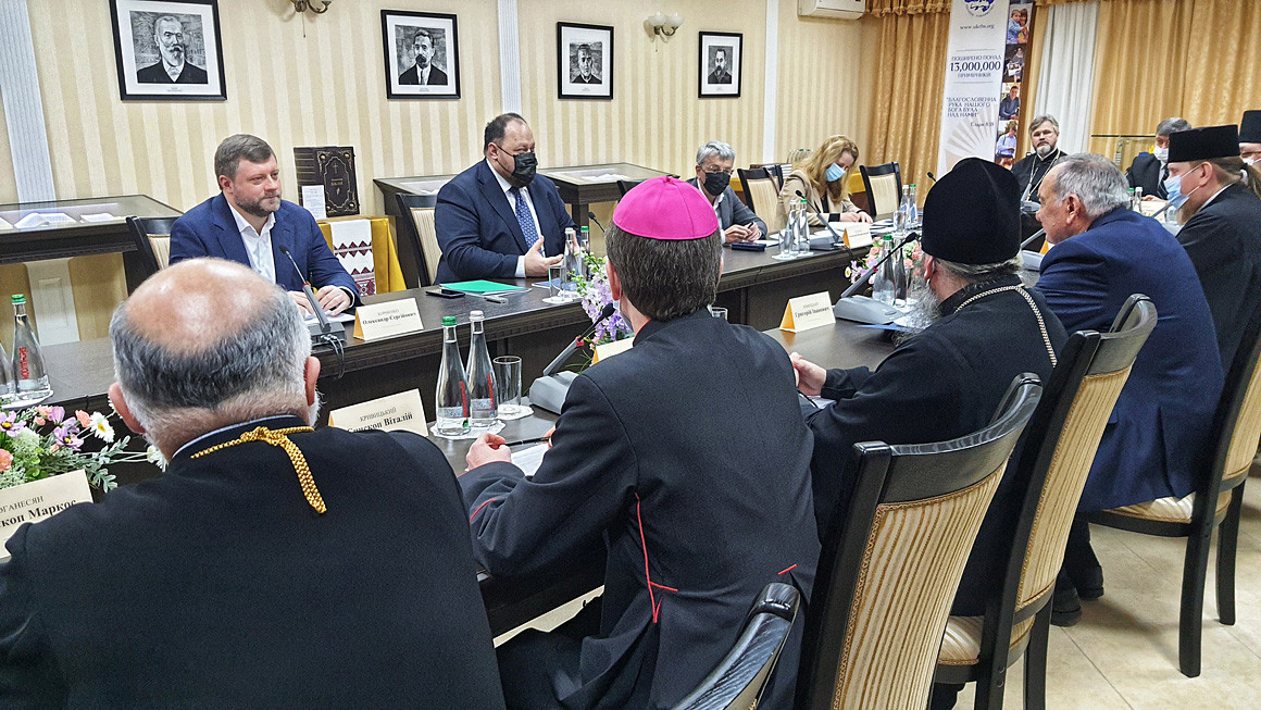 Всеукраїнська Рада Церков обговорила з керівництвом парламенту проблемні законопроєкти
